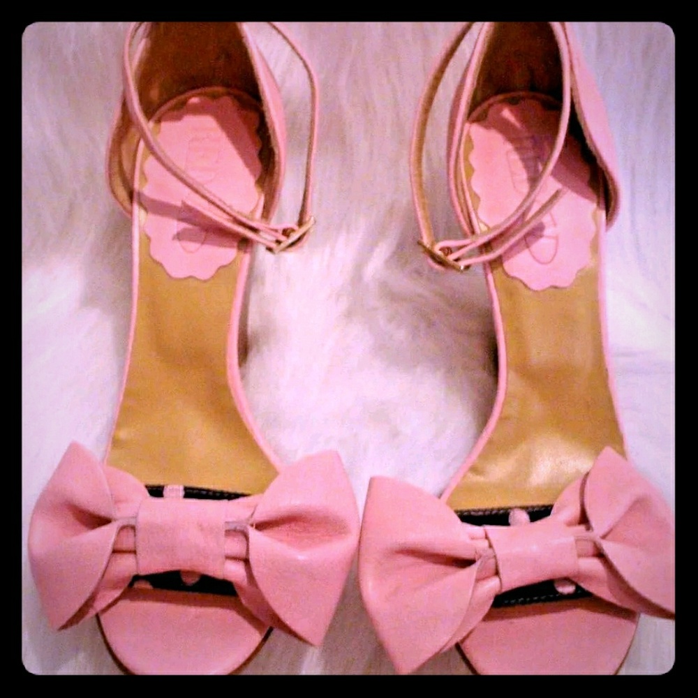 COPY - Red Valentino wegde